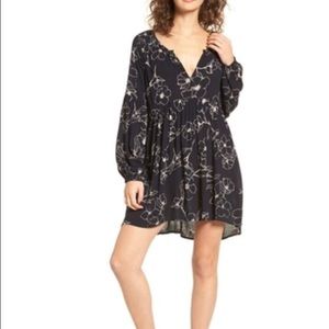 Billabong black floral dress